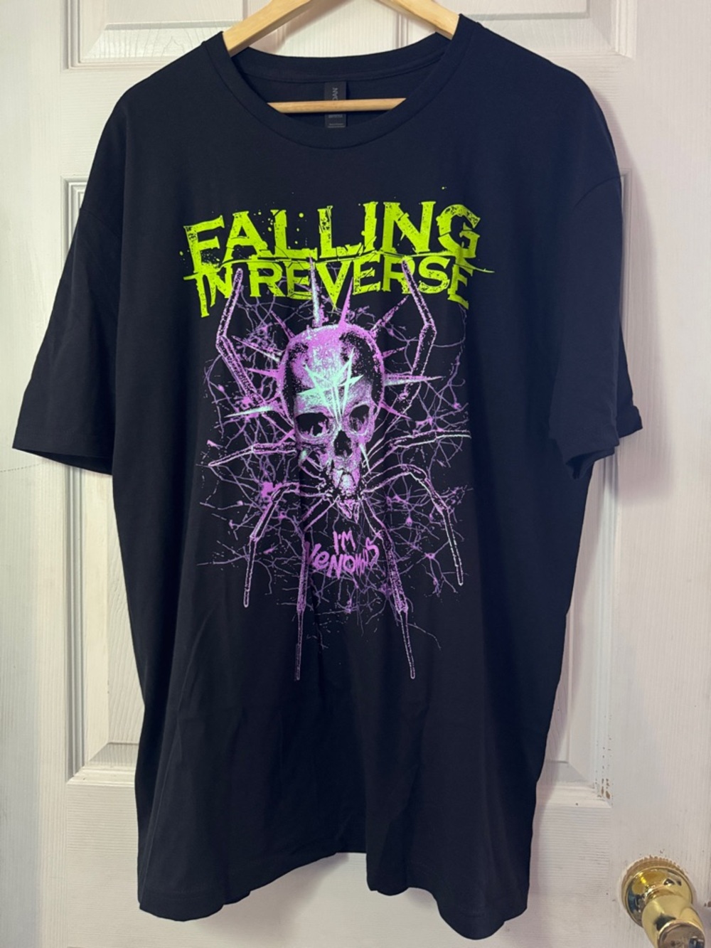 Falling In Reverse T-Shirt - Picture 2 of 5